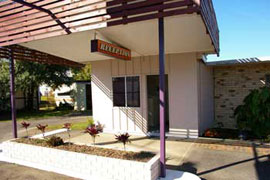 Cooroy Motel & Caravan Park - Accommodation Burleigh 2