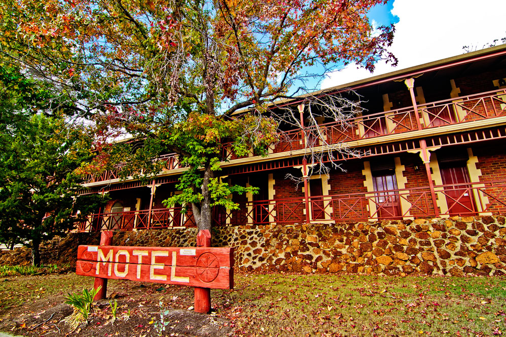 Heritage Country Motel - Accommodation Whitsundays 4