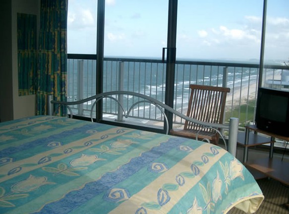 Golden Sands Holiday Apartments - Accommodation Sunshine Coast