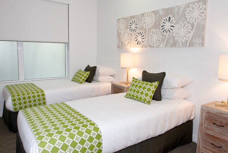 Emerald Noosa Resort - St Kilda Accommodation 2