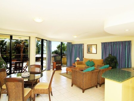 Waters Edge Resort - St Kilda Accommodation 2