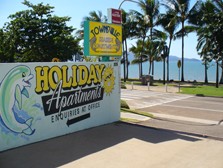 Townsville Seaside Holiday Apartments - Lismore Accommodation 3