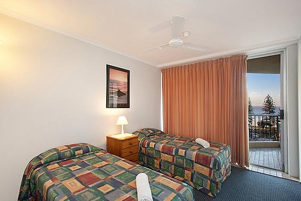 Rainbow Commodore Holiday Apartments - C Tourism 3
