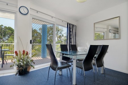 White Crest Luxury Apartments - Coogee Beach Accommodation 2