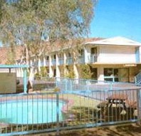 Alice Tourist Apartments - Accommodation Airlie Beach 3