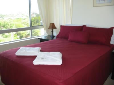 Estoril On Moffat Holiday Apartments - Accommodation Airlie Beach 6