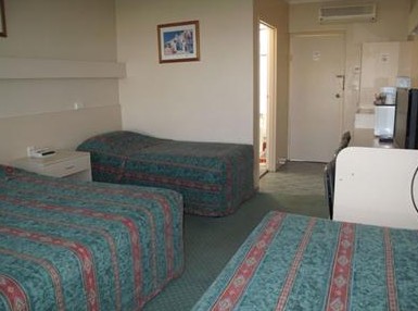 Acacia Motel - Accommodation Burleigh 3
