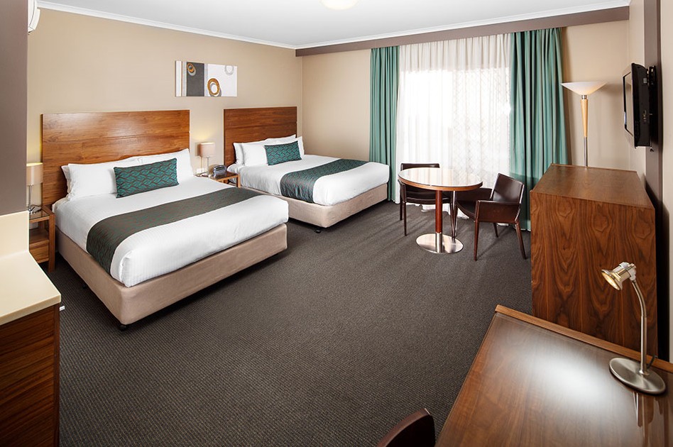 Quality Hotel Dickson - Accommodation in Bendigo
