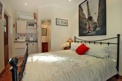 Above Bored Bed And Breakfast - Accommodation Burleigh 4