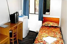 Acacia Inner City Inn - Accommodation Burleigh 3