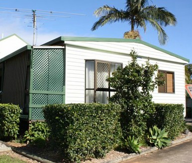 Colonial Village Motel - Accommodation Burleigh 4