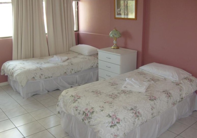 Queensleigh Holiday Apartments - Accommodation QLD 3