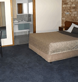 Clare Central Motel - Tourism Noosa 1