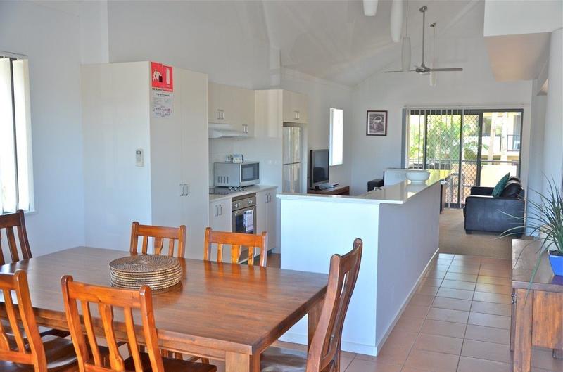 Outrigger Bay Apartments - Lismore Accommodation 12