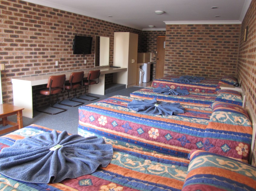 The Big Trout Motor Inn - Accommodation Fremantle 1