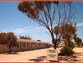 Nundroo Hotel Motel - South Australia Travel