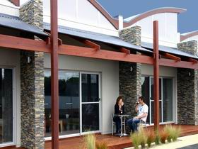 A must  Coonawarra - Accommodation Resorts
