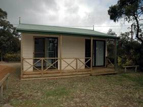 Parndana Hotel Cabins - Surfers Gold Coast