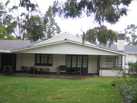 Naracoorte Cottages - Pinkerton Hill - Accommodation NT