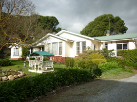 Cape Jervis Station - Mount Gambier Accommodation