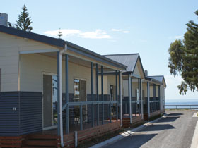 Port Vincent Caravan Park and Seaside Cabins - Accommodation Adelaide