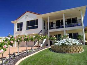 Scenic Encounter Bed and Breakfast - Coogee Beach Accommodation