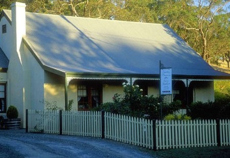 Country Pleasures Bed and Breakfast - Yamba Accommodation