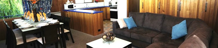 Moving Waters Self Contained Moored Houseboat - Hervey Bay Accommodation 7