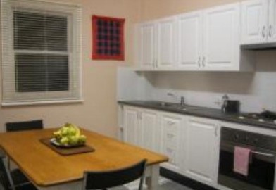 McKinley's Rest - Accommodation in Surfers Paradise