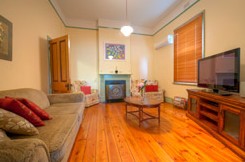 Semaphore Beach Cottage Bed and Breakfast - Surfers Gold Coast