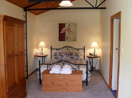 The Old Oak Bed And Breakfast - The Shearing Quarters - thumb 1