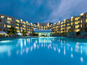 Sheraton Noosa Resort  Spa - Yamba Accommodation