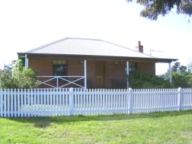 Miranda Cottage - Tourism Canberra