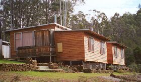 Minnow Cabins - Accommodation Sunshine Coast