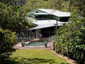 Tranquility on the Daintree - C Tourism