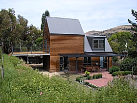 Red Brier Cottage Accommodation - Accommodation Tasmania