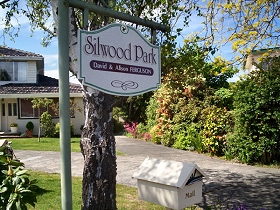 Silwood Park Holiday Unit - Yamba Accommodation