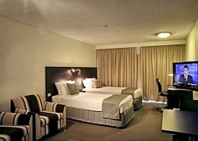 St Ives Hotel - Accommodation Gladstone