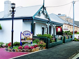 Touchwood Cottages - Coogee Beach Accommodation