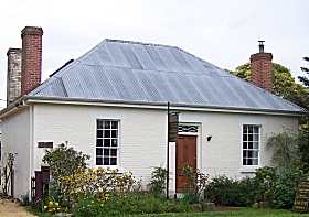 Cottage On Gunning - St Kilda Accommodation