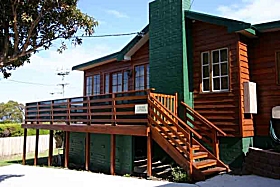 Cedar Cottages Blackmans Bay - Surfers Gold Coast