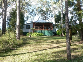 Bushland Cottages and Lodge - Accommodation Cooktown