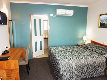 Mountain View Country Inn - Surfers Gold Coast