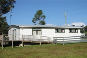 Douglas River Cabin - St Kilda Accommodation 1