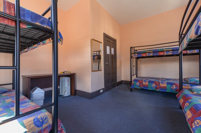Hobart's Accommodation And Hostel - thumb 3