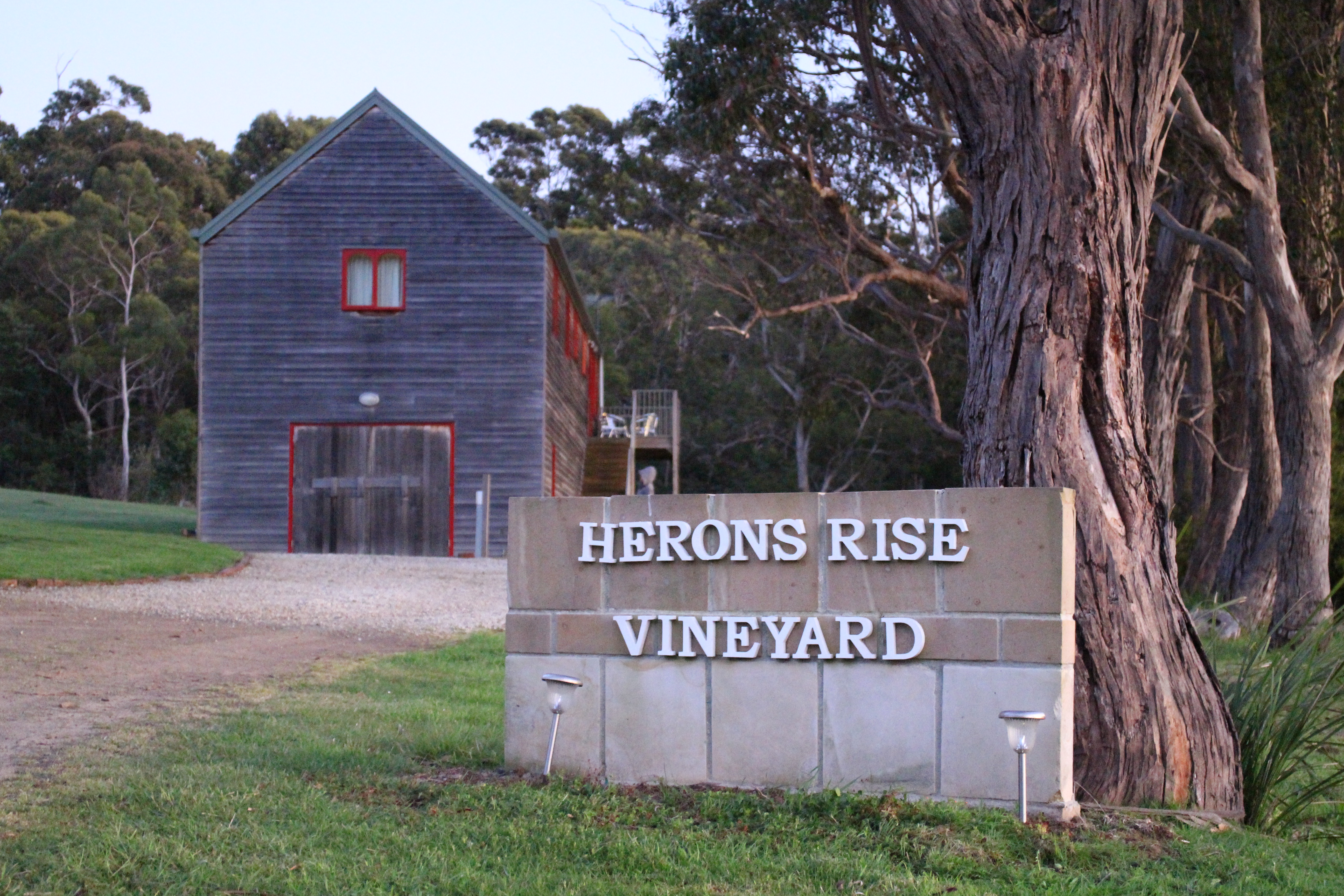 Herons Rise Vineyard - thumb 0