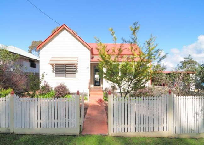 Diamond Cottages - Accommodation Redcliffe