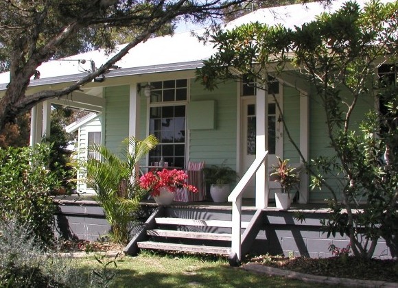 Huskisson Bed  Breakfast - Redcliffe Tourism