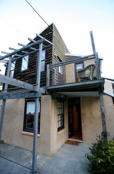 Pamela's Beach House  Studio - Accommodation Perth