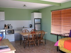 Fossickers Cottages - Accommodation Cooktown